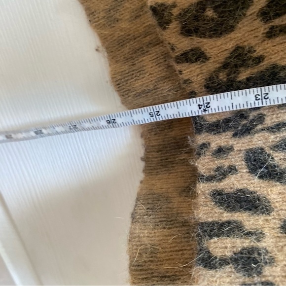 Opening ceremony animal print Cheetah crew Angora sweater XS - Picture 4 of 6